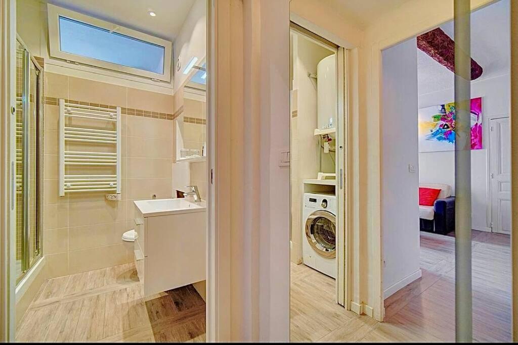 1 - 41h3 Apartment